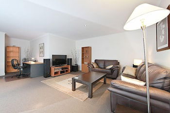Accommodate Canberra - The Avenue - Accommodation China 3
