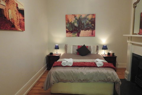 Barossa Best - Accommodation Guide 5