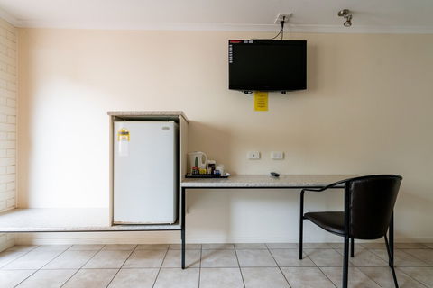 Capella Hotel Motel - Accommodation Asia 5