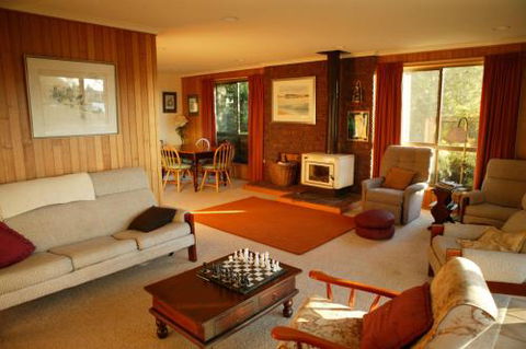 Prosser Retreat Orford - Accommodation Guide 5