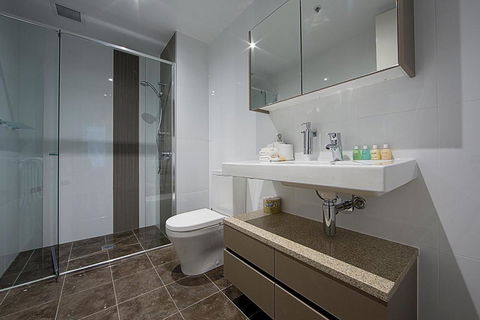 Accommodate Canberra Manhattan On The Park - Accommodation Asia 1