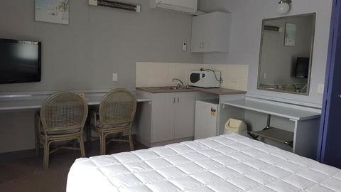 South Pacific Palms Motor Inn - Accommodation Guide 6