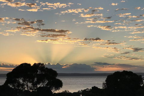 Sunrise On Falie - Accommodation Asia 1