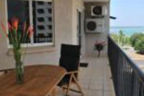 Inner City Cardona Court Apartment - Accommodation Asia 0