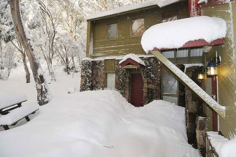 Fire Dreaming - Accommodation Asia 4