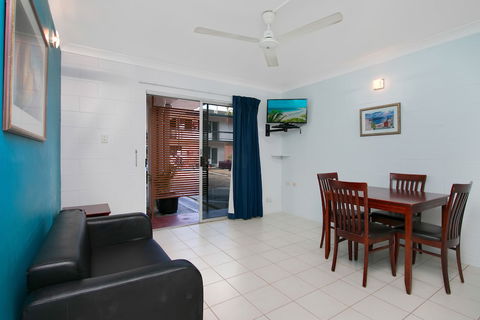 Cairns City Palms - Accommodation Asia 6