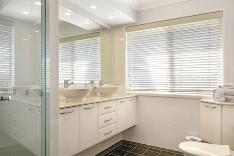 Valley View Bed & Breakfast - Accommodation Guide 5