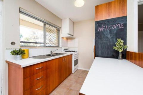 Townshend Rd - Accommodation Asia 5