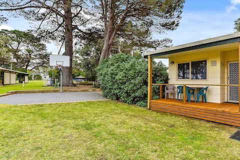 Millicent Hillview Caravan Park - Accommodation Guide 1