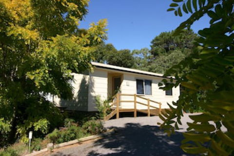 Millicent Hillview Caravan Park - Accommodation Guide 0
