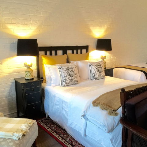 Chiltern Cottage & Indigo Suite - Accommodation Asia 7