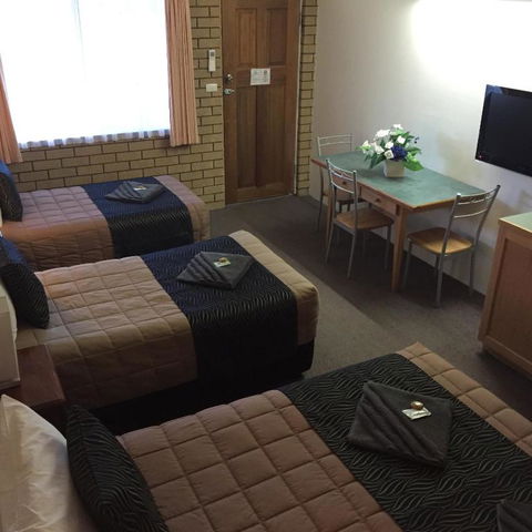 Guyra Motor Inn - Accommodation Guide 3