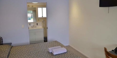 Warwick Motor Inn - Accommodation Asia 5