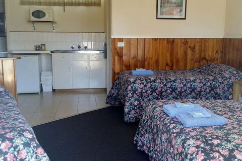 Terang Motor Inn - Accommodation Asia 5