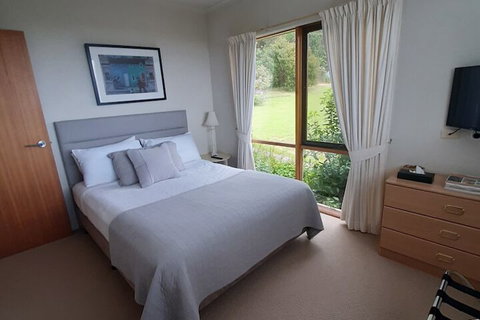 Jackson's Dromana - Accommodation Guide 6