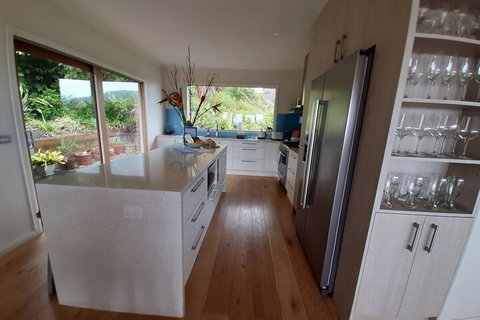 Jackson's Dromana - Accommodation Guide 1