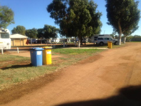 Carnarvon Caravan Park - Accommodation Asia 1