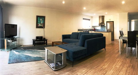 Unit 8 Boardwalk - Accommodation Guide 5