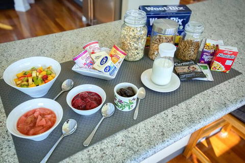 Glenelg On King Bed & Breakfast - Accommodation Guide 4