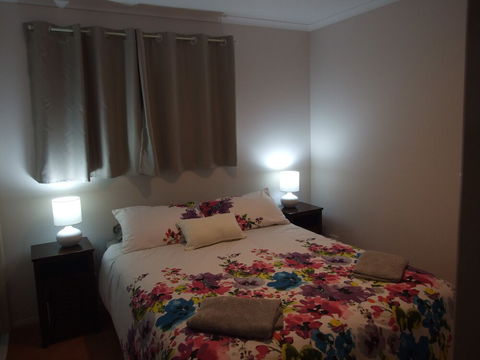 Lake Barra Cottages - Accommodation Guide 2