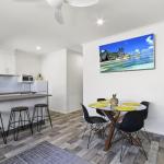 Beachcomber Holiday Units - Accommodation Asia 0
