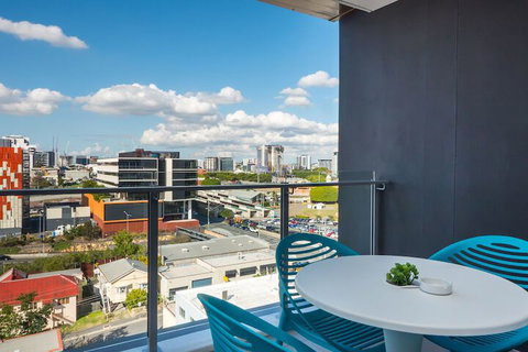 Annexe Apartments - Accommodation Guide 3