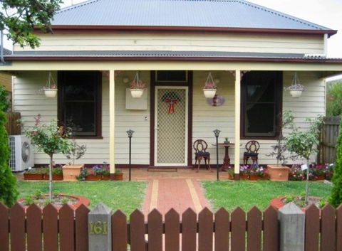 Bloomsbury Cottage - Accommodation Asia 4