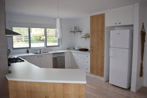 Tamara Beach House - Accommodation Asia 6