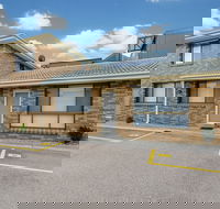 Hybiscus Waterfront Apartments