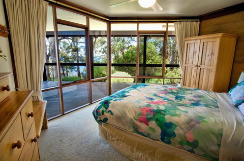 The Coombe On Wilson Inlet - Accommodation Asia 1