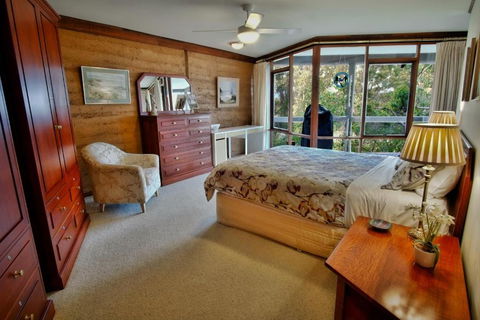 The Coombe On Wilson Inlet - Accommodation Asia 5