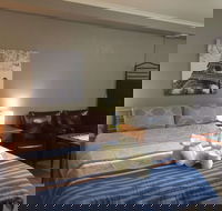 Box Hill Studios 3 at Canterbury Gardens - Accommodation Guide