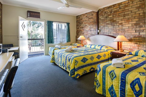 Centre Point Mid City Motor Inn - Accommodation Guide 4