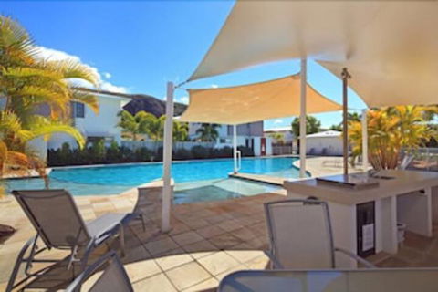 Coolum Villas - Accommodation Asia 5