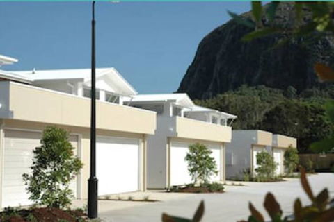 Coolum Villas - Accommodation Asia 7
