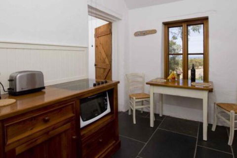 Brooklands Heritage B & B - Accommodation Asia 6