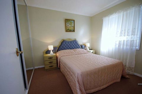 Fravent House - Accommodation Asia 7