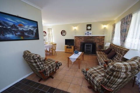 Fravent House - Accommodation Asia 0
