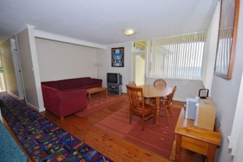 Golden Sands 3 - Accommodation Asia 4
