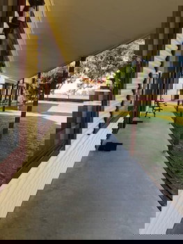 Outback Quarters - Accommodation Guide 4