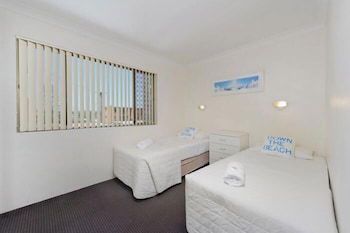 Beach House Holiday Apartments - Accommodation Asia 5