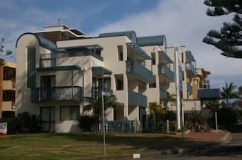 Beach House Holiday Apartments - Accommodation Asia 1