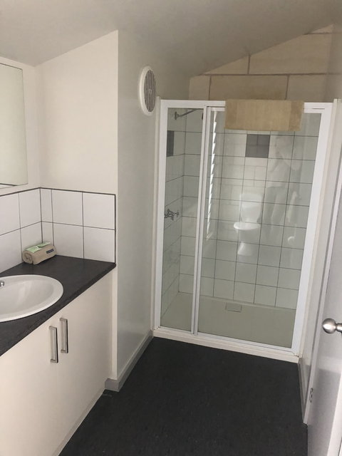 Port Campbell Guesthouse & Flash Packers - Accommodation Guide 3