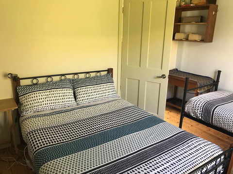 Port Campbell Guesthouse & Flash Packers - Accommodation Guide 5