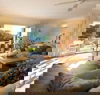Lakeside Suites 4 - Accommodation Asia