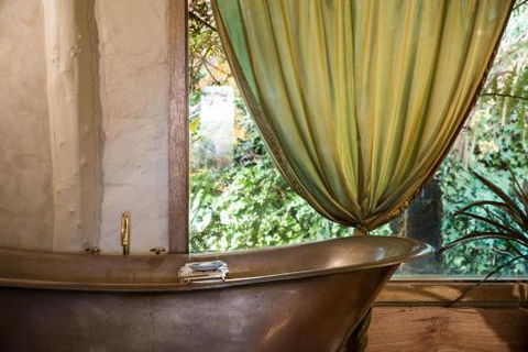 Italian Hill Garden Villa - Accommodation Asia 2