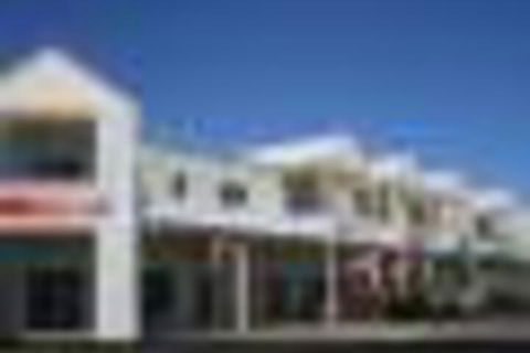 Razorback 9 Budget Holiday Apartments - Accommodation Asia 3