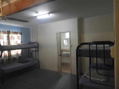 Kalbarri Backpackers YHA - Accommodation Asia 4