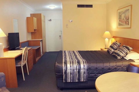 Charbonnier Motor Inn - Accommodation Asia 3