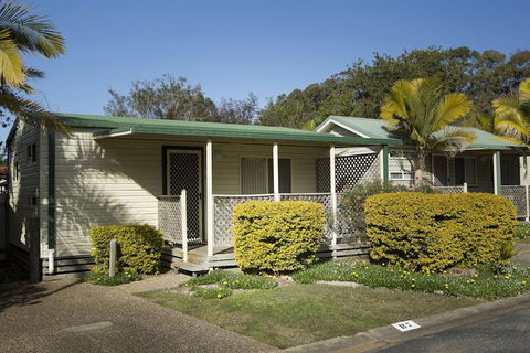 BIG4 Happy Hallidays - Accommodation Guide 1